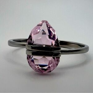 Swarovski Lucent Pink Pear Crystal Magnetic Bangle – NIB – Medium
